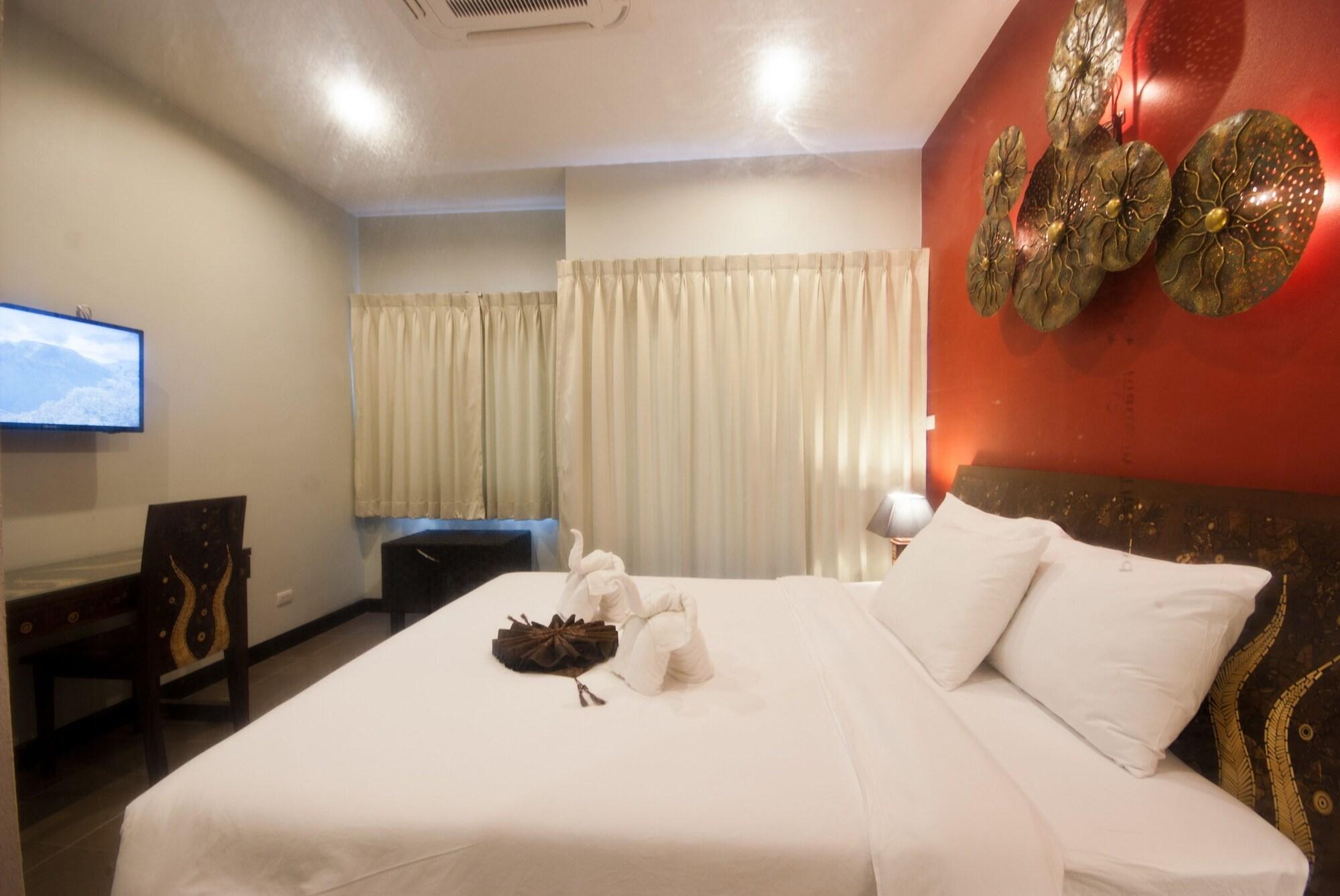 Youdee Hotel Patong - Formerly Meir Jarr Hotel Patong Ngoại thất bức ảnh