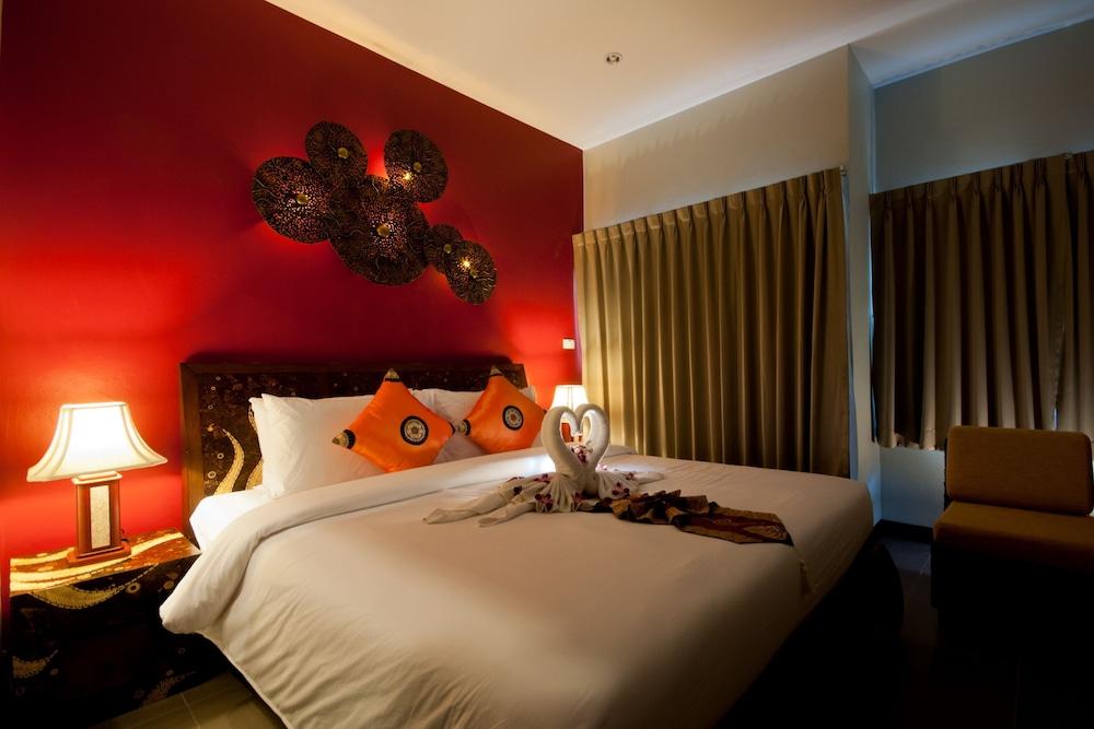 Youdee Hotel Patong - Formerly Meir Jarr Hotel Patong Ngoại thất bức ảnh